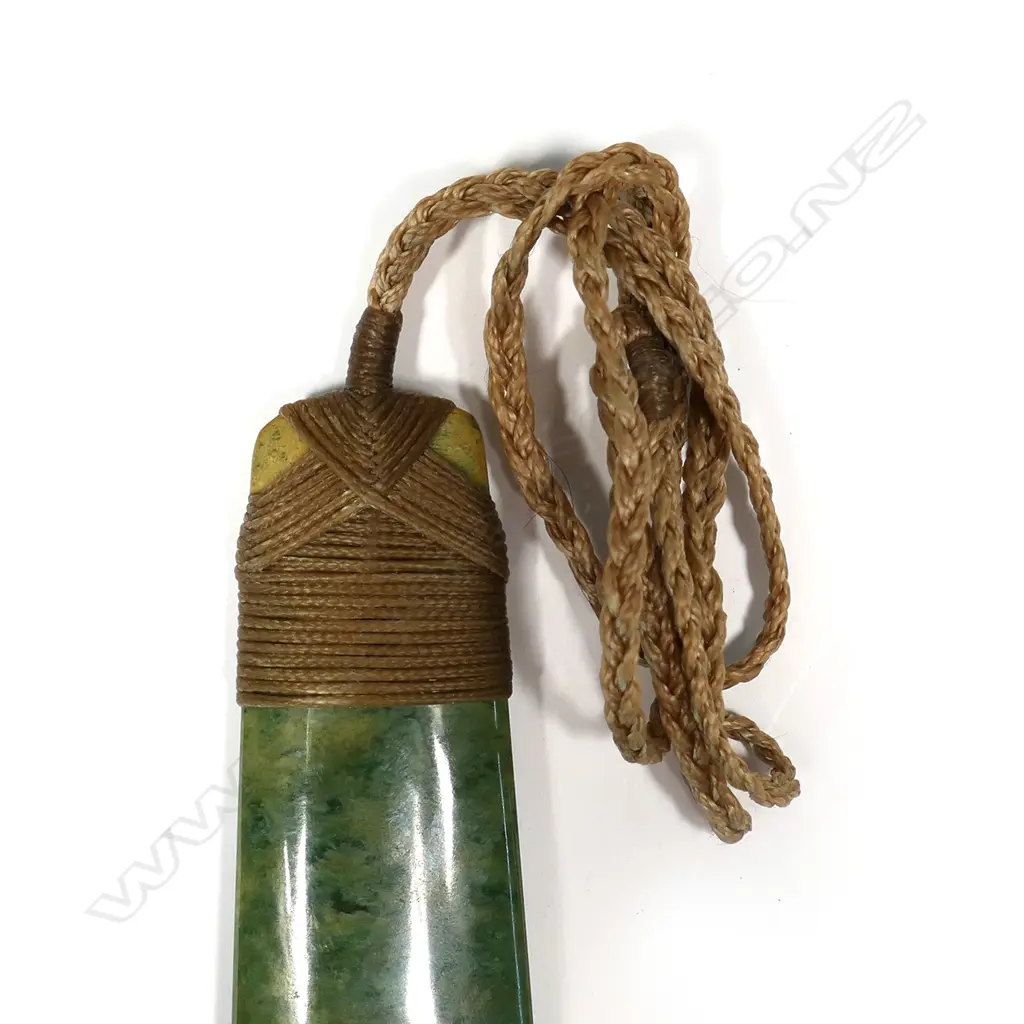 A carved Maori large pounamu hei toki Image 1++