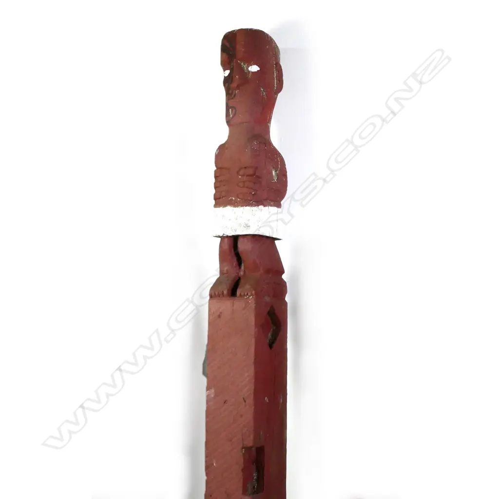An old 19th/20thC Maori carved stylised figured post ex. Whakarewarewa Village Image 1++
