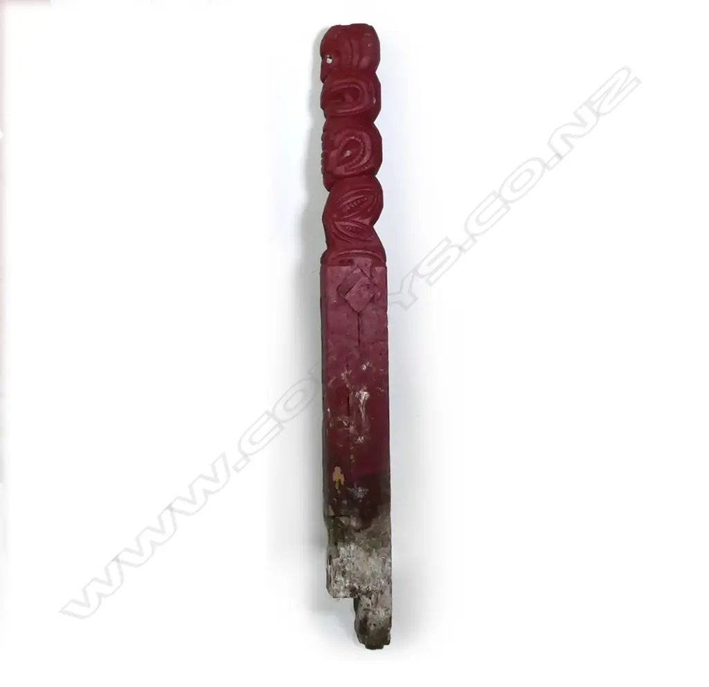 An old 19th/20thC Maori carved stylised figured post ex. Whakarewarewa Village Image 1++