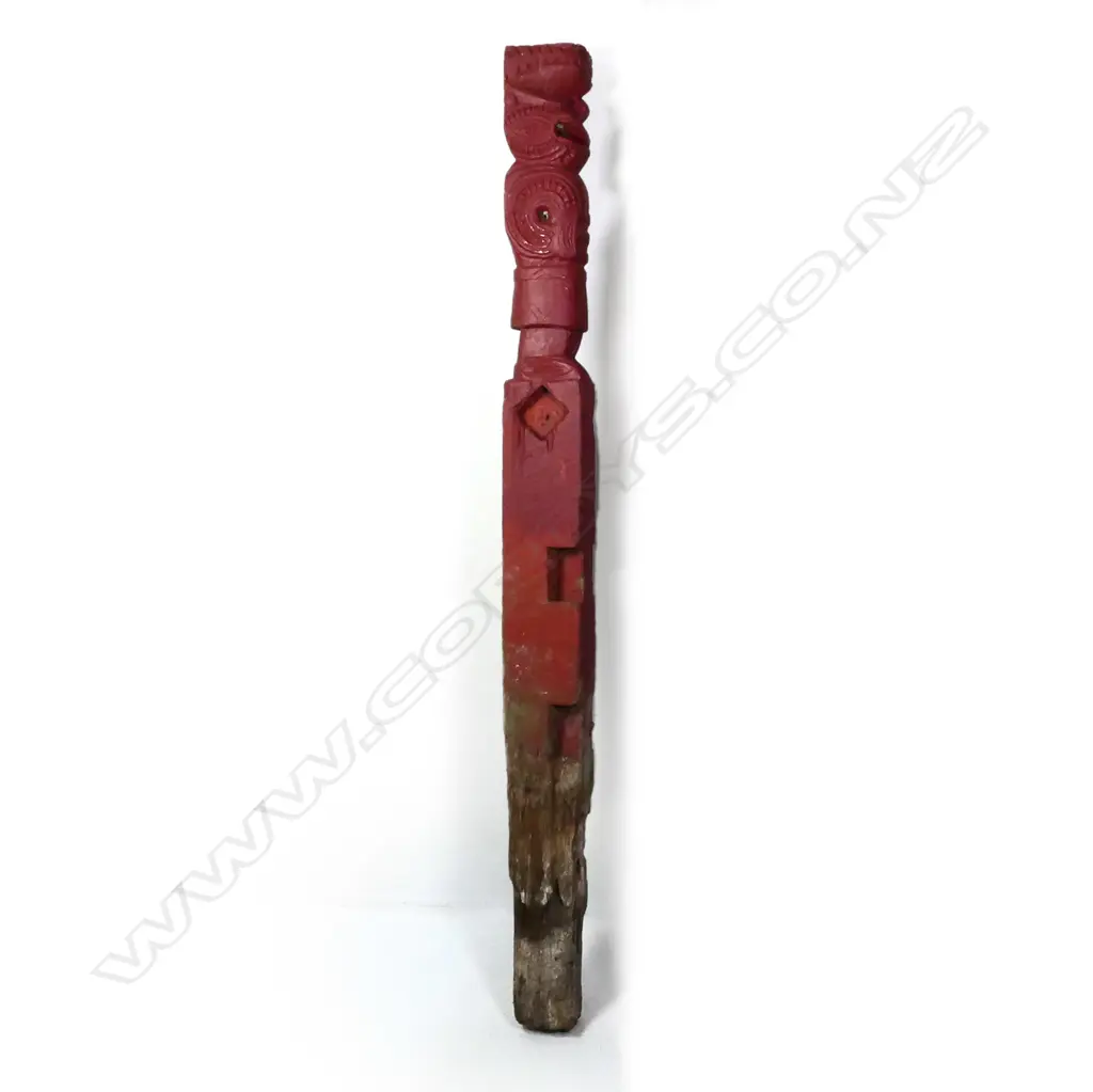 An old 19th/20thC Maori carved stylised figured post ex. Whakarewarewa Village Image 1++