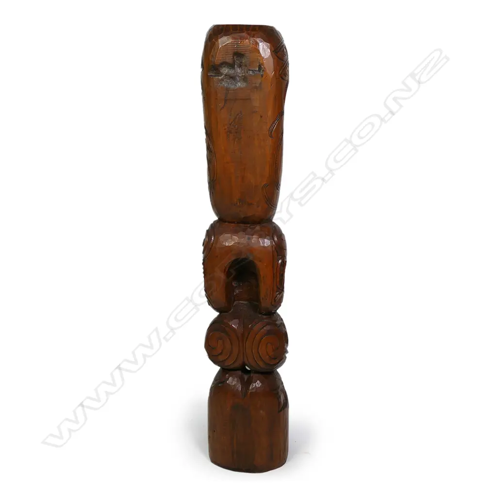 A 20thC Maori carved poutokomanawa figure Image 1++