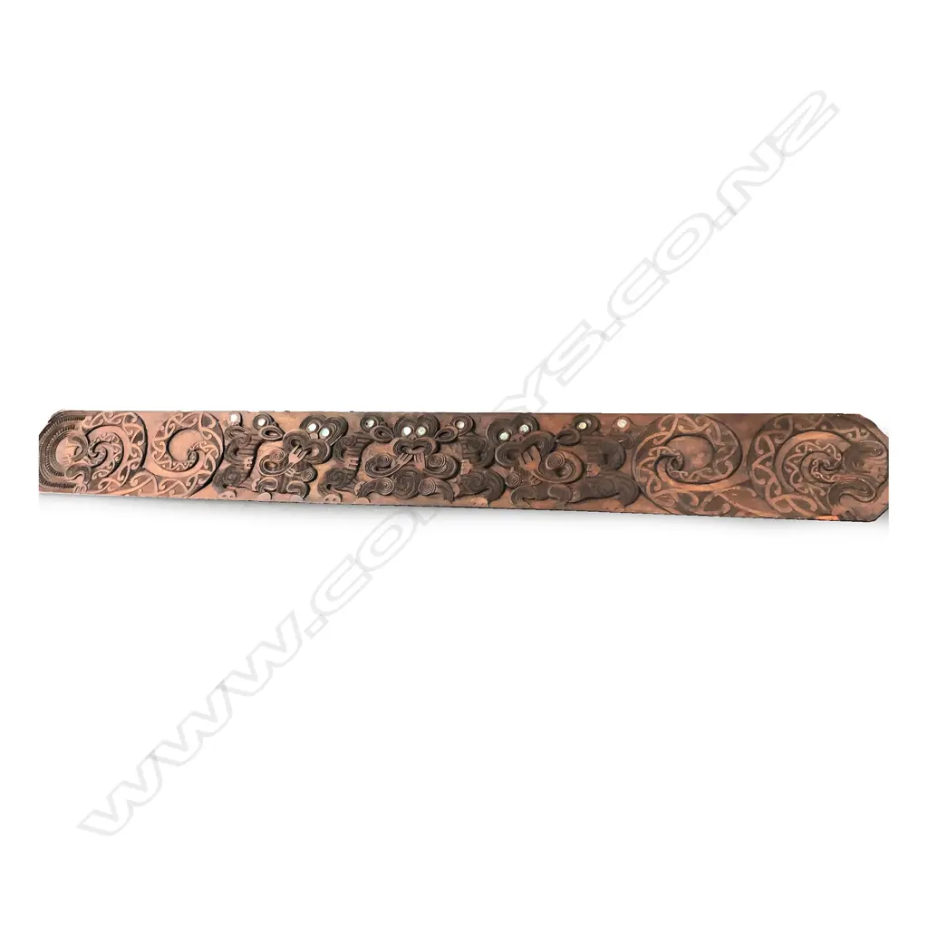 OLD MAORI CARVED LONG LINTEL EX AUCKLAND TOWN HALL Image 1++