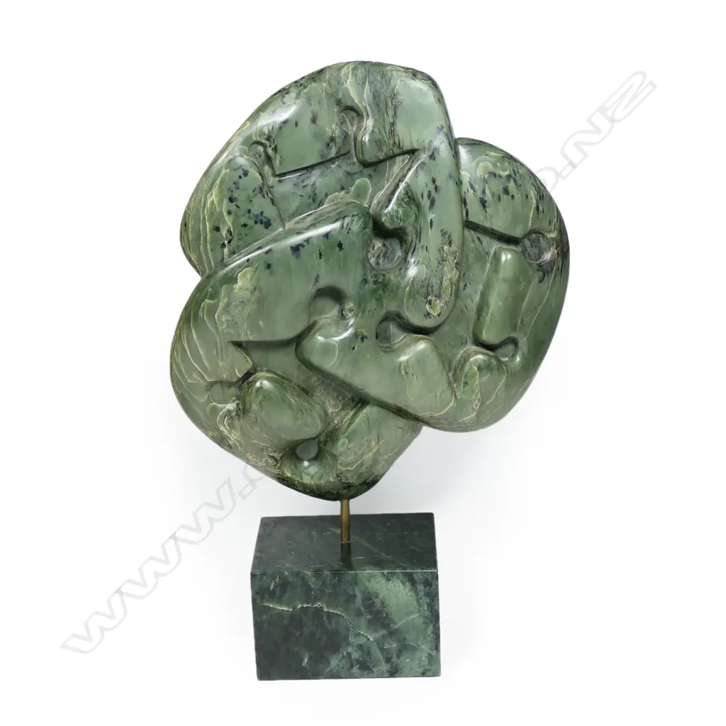 A contemporary modernist inanga pounamu sculpture by Kelvyn Anderson Image 1++