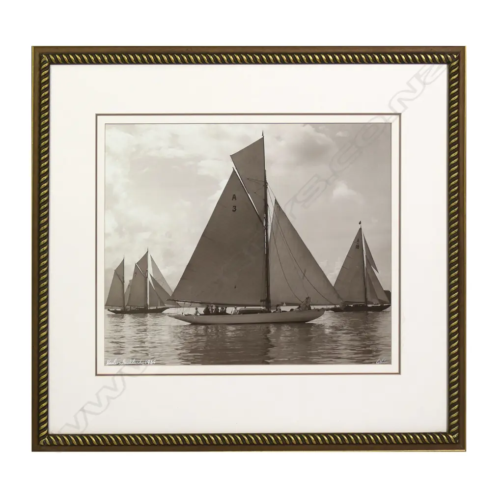 A rare White's (Leo White) vintage yachting photograph Image 1++