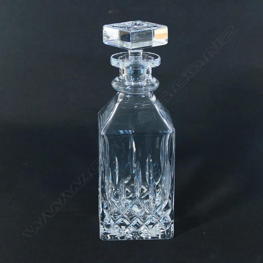 Waterford crystal Lismore decanter Image 1++