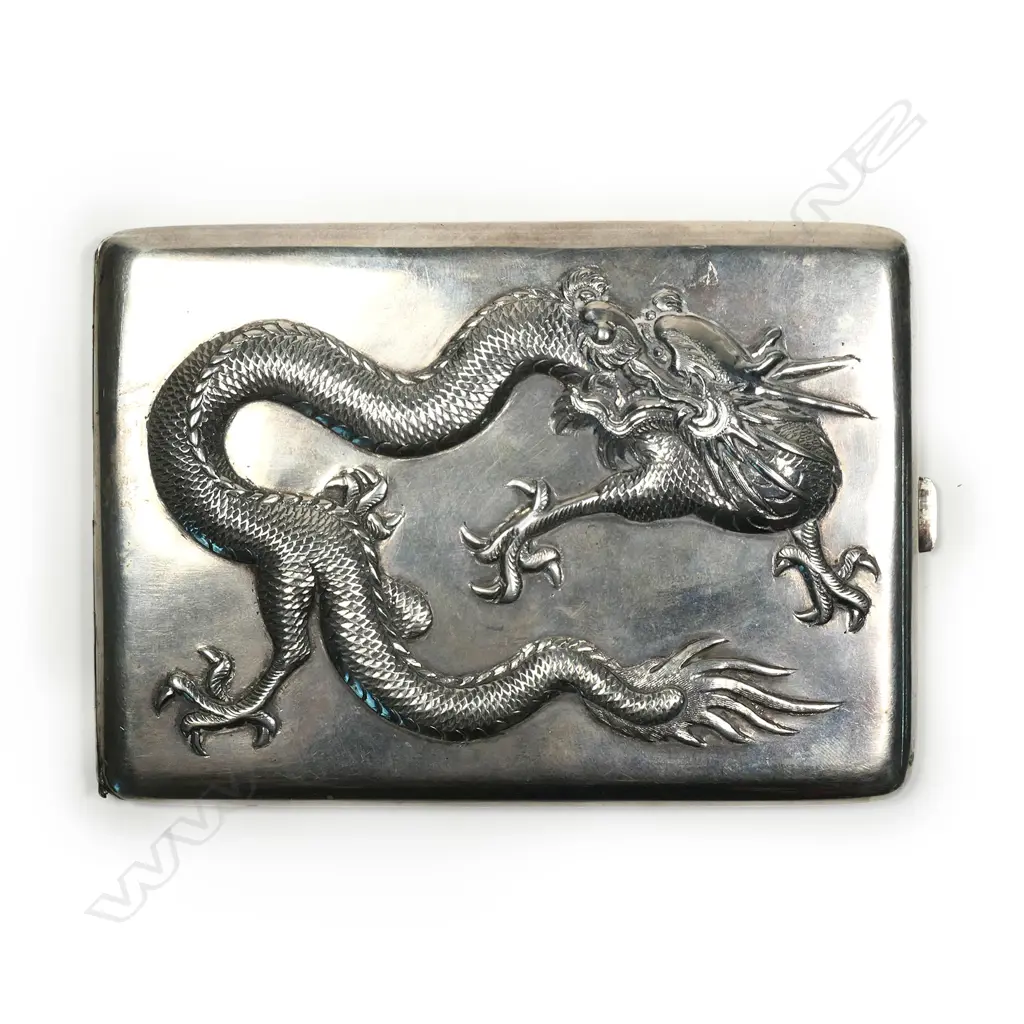 An early 20thc Chinese silver cigarette case Image 1++
