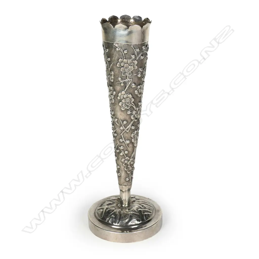 A c.1900 Chinese silver specimen vase Image 1++