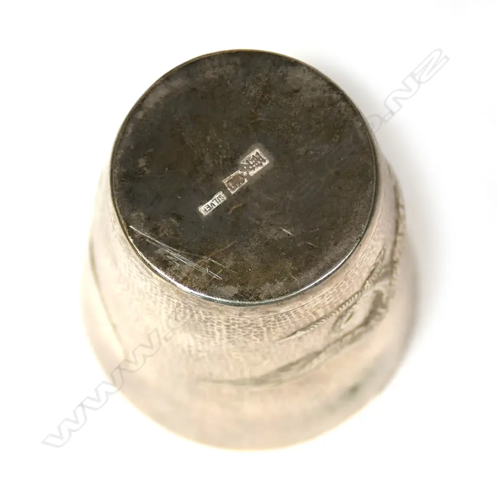 A c.1900 set of seven Chinese silver nip cups Image 1++