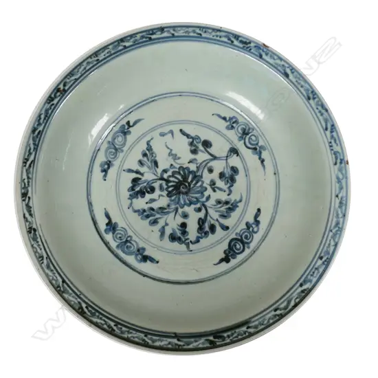 A Chinese provincial Ming porcelain bowl