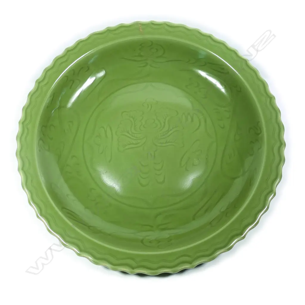 A Thai celadon large dish Image 1++