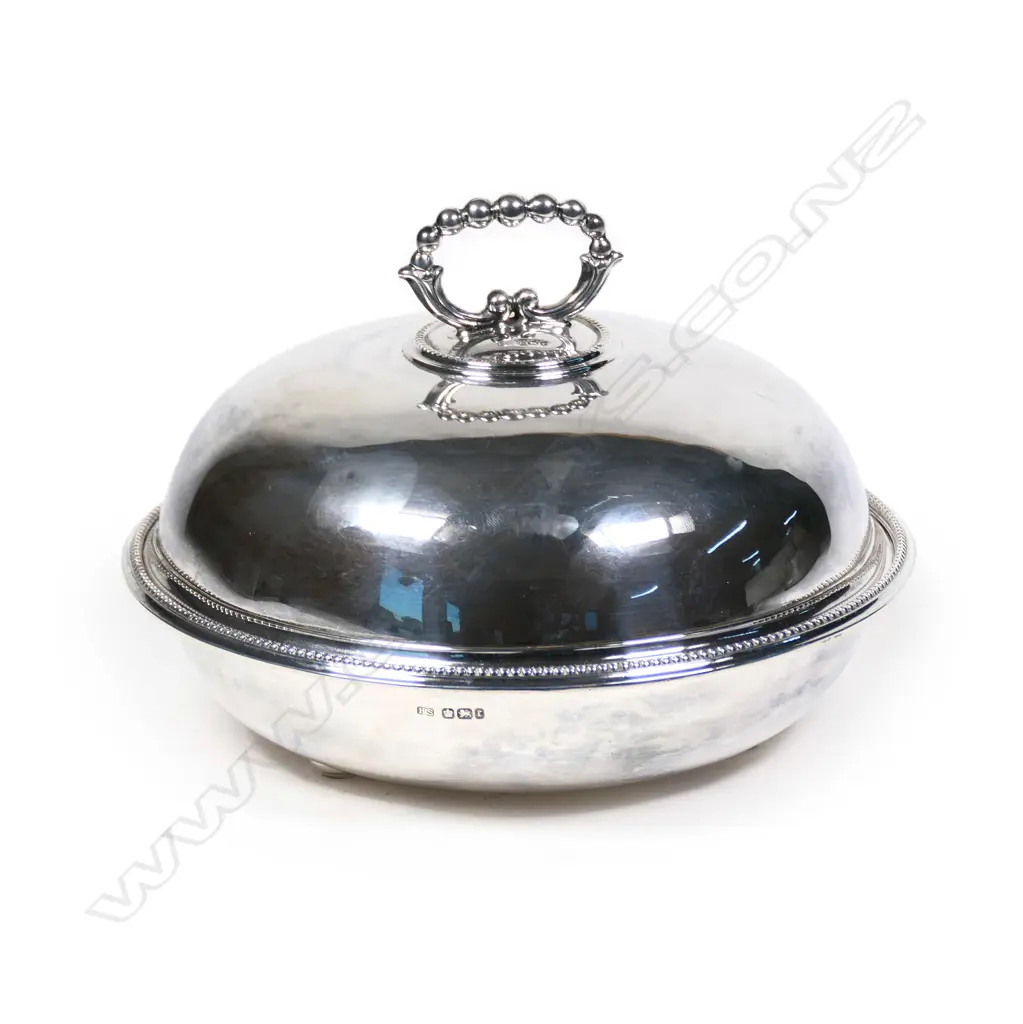 A Victorian silver muffin dish Image 1++