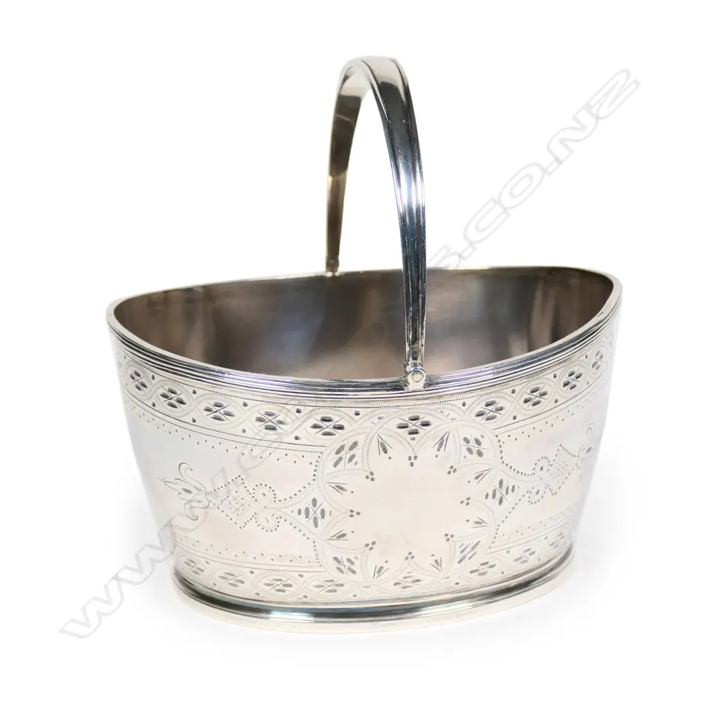 A George III silver basket Image 1++