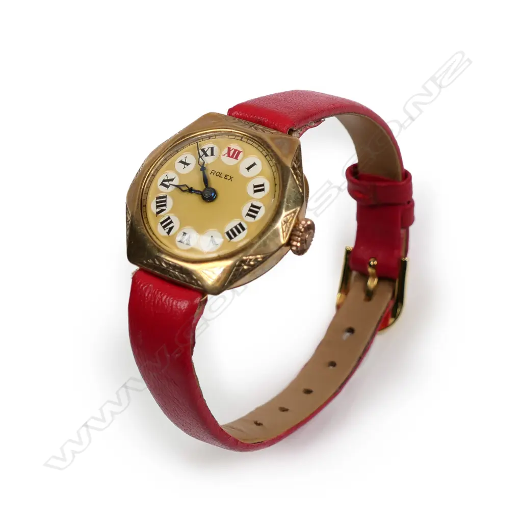 A 1920s Rolex lady’s wristwatch Image 1++