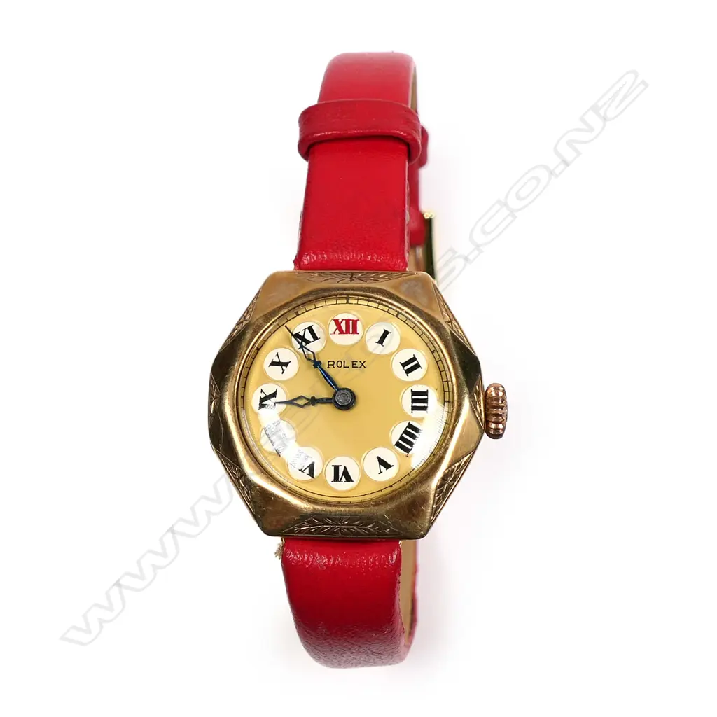 A 1920s Rolex lady’s wristwatch Image 1++