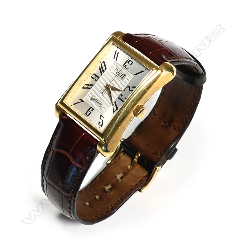 Piaget Emperador P10041 18ct gold gent’s wristwatch Image 1++