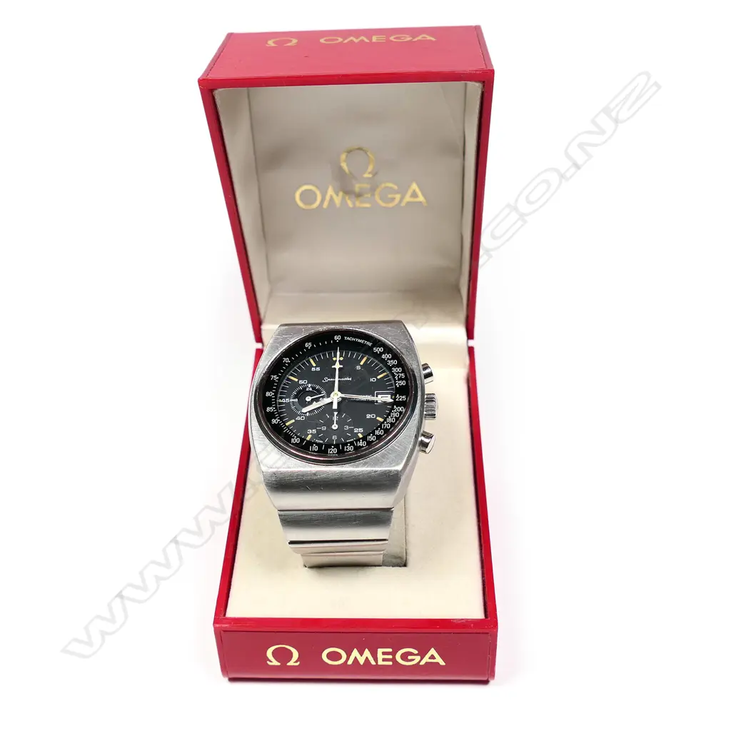 A 1974 Omega Speedmaster Mark 125 chronometer wristwatch Image 1++