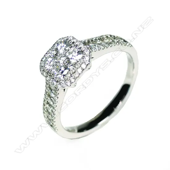 An 18ct white gold diamond cluster ring