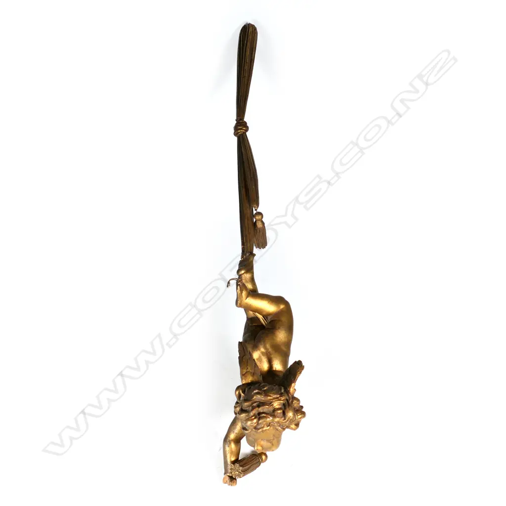 An antique carved giltwood hanging cherub light fitting Image 1++