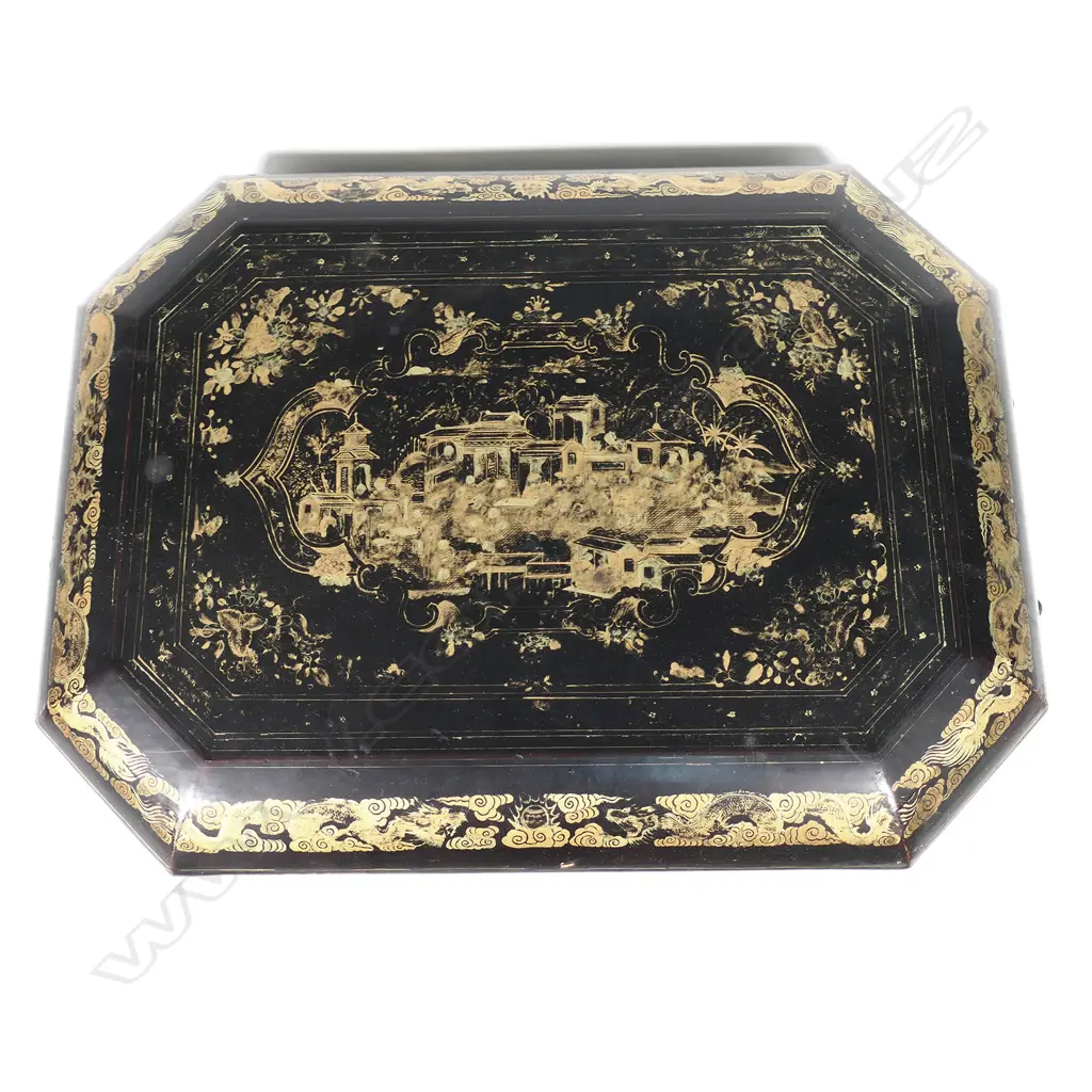 A Victorian lacquer sewing box Image 1++