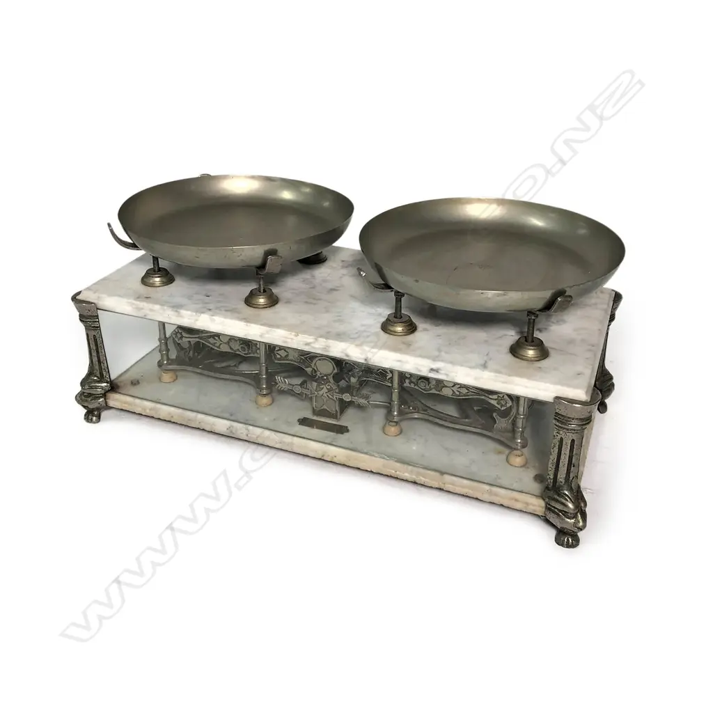 A set of large early 20thC Spanish butcher’s balance scales Image 1++