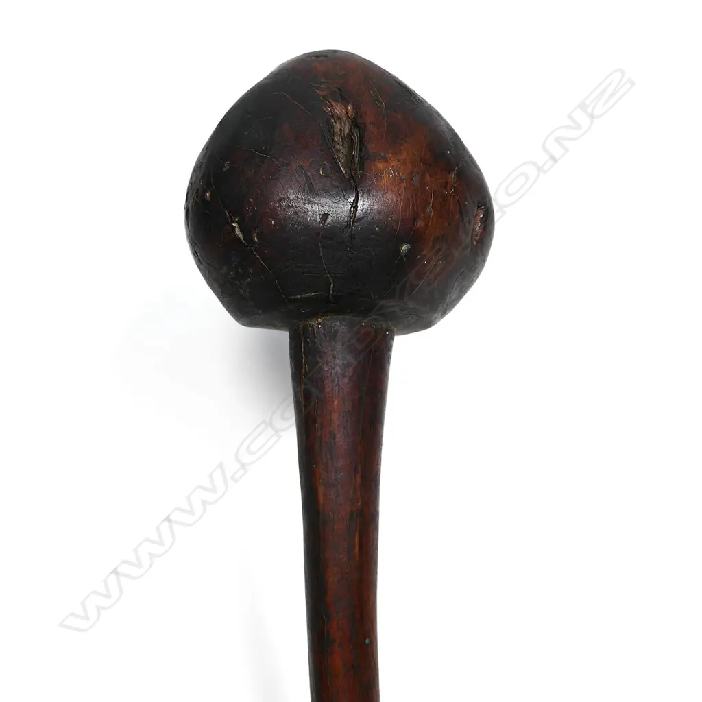 A 19thC Fijian carved wooden ula Image 1++