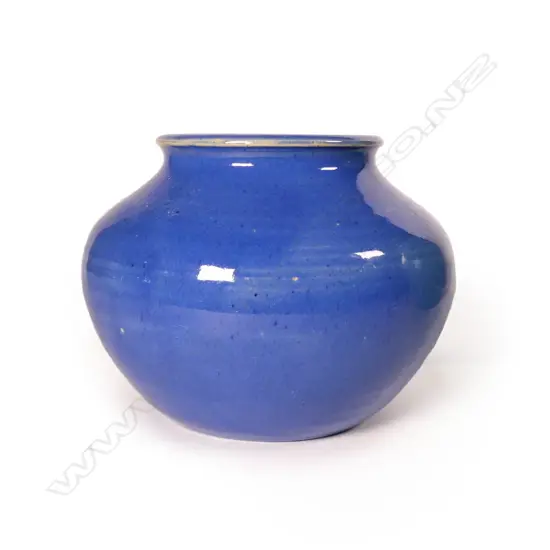 Olive Jones (1893-1982) studio pottery ovoid vase