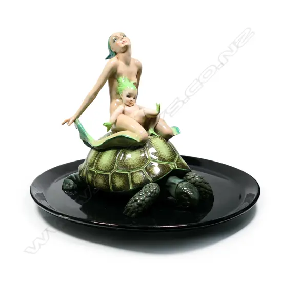 'Mamma Sirena Su Piatto' - a ceramic group by Helen König Scavini for Ars Lenci