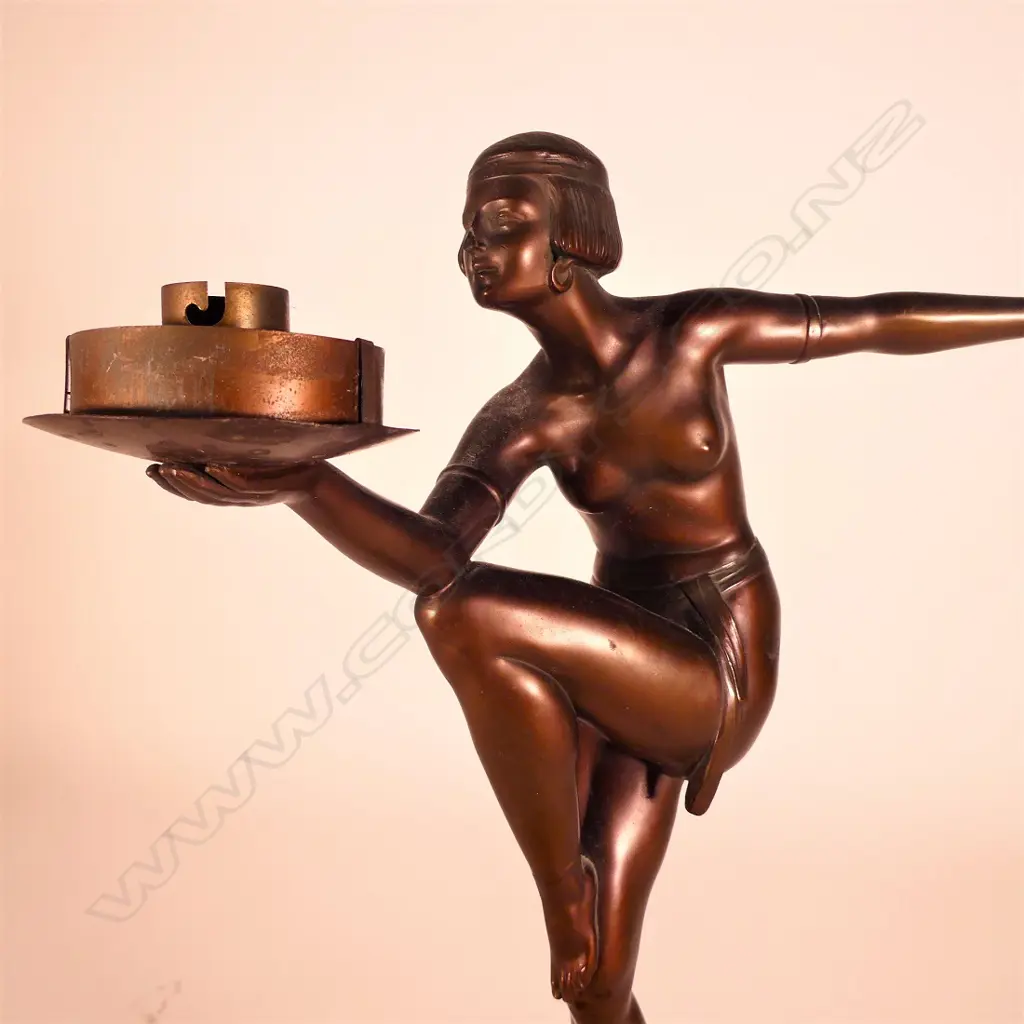 An Art Deco bronzed spelter ‘La Danse' lady lamp Image 1++