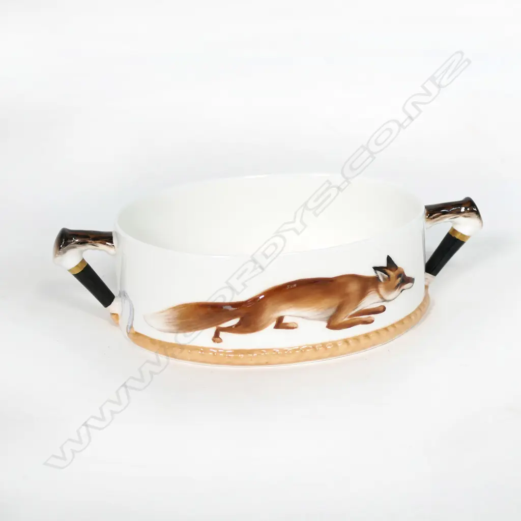 A Royal Doulton 'Reynard the Fox' 16 piece coffee service Image 1++