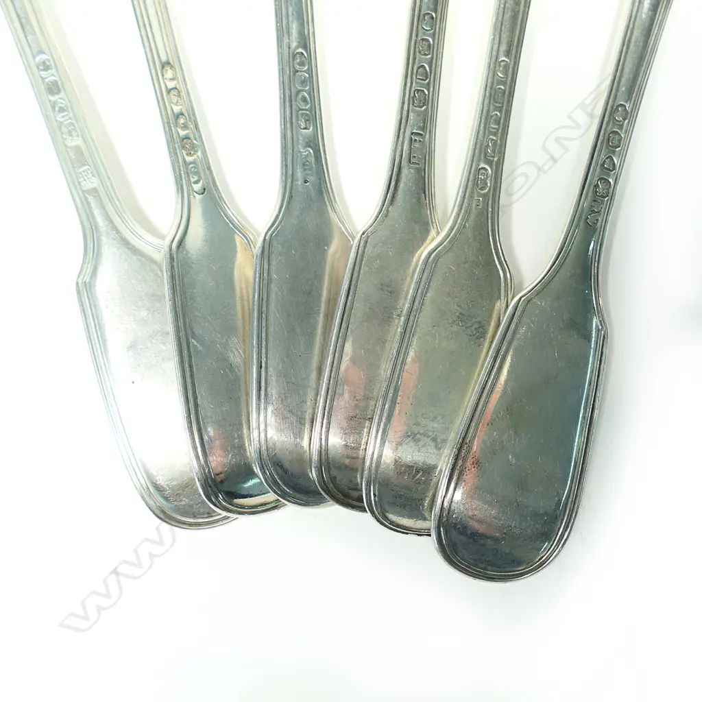 A mixed set of six c.1840 silver table forks Image 1++