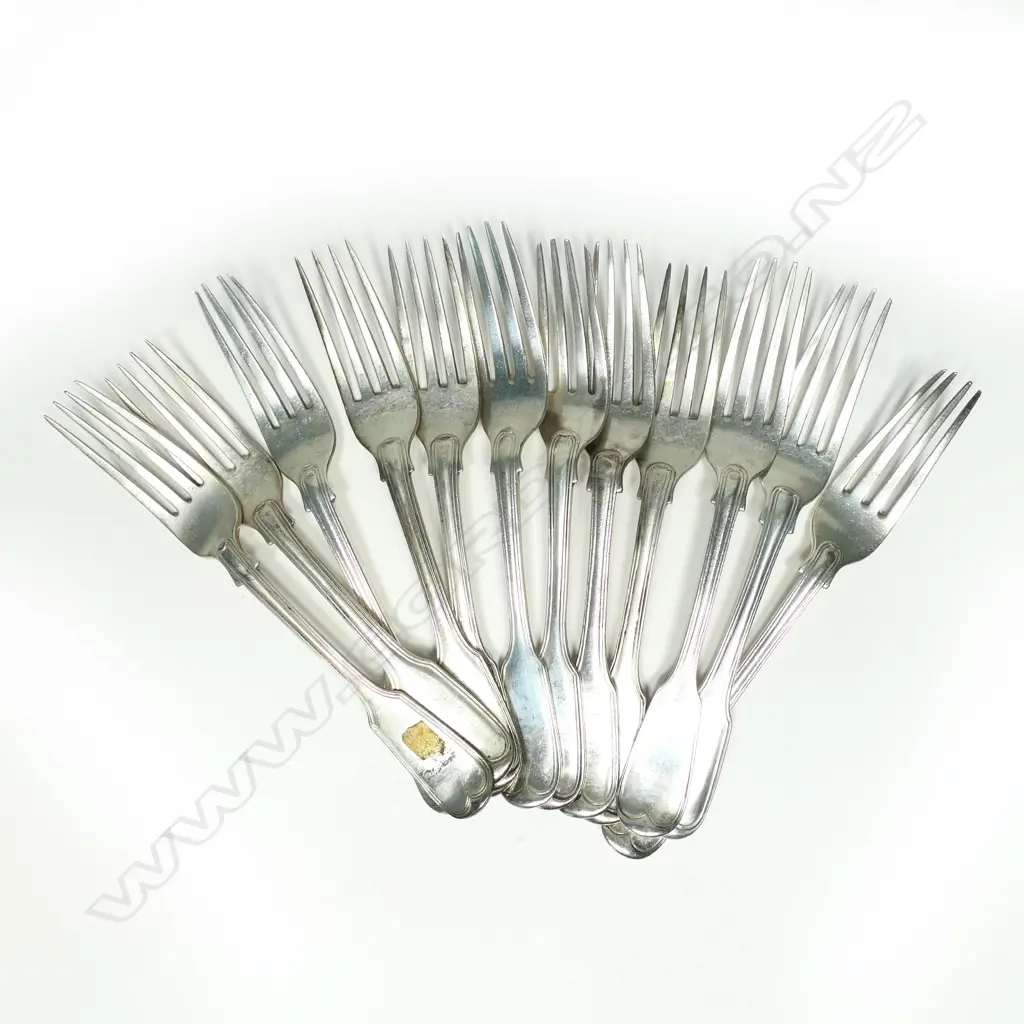 A mixed set of 12 c.1840 silver table forks Image 1++