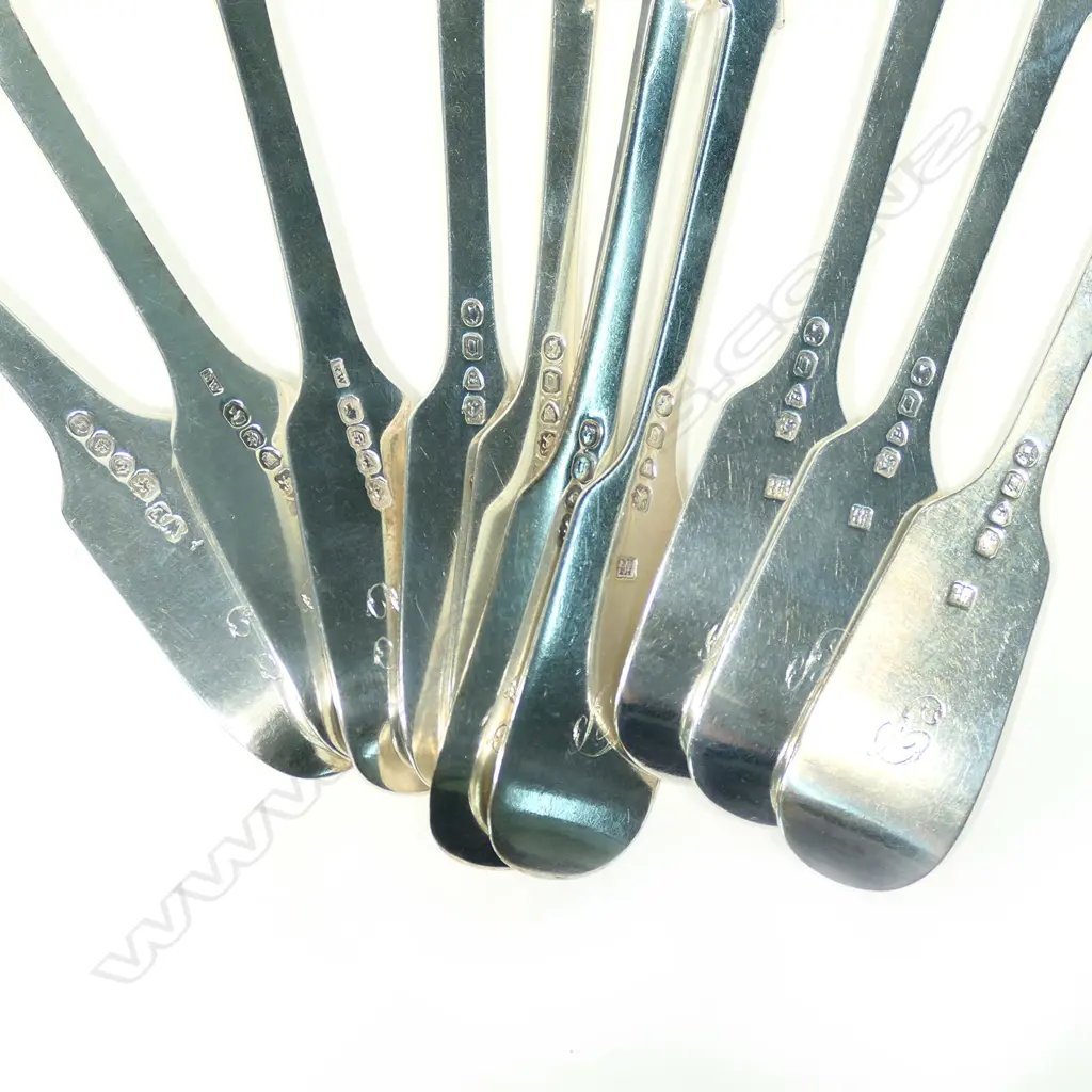 A mixed set of 10 Victorian silver table forks Image 1++