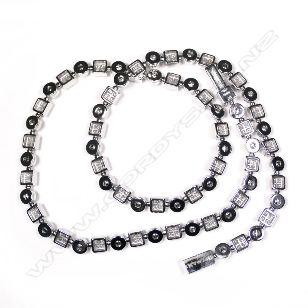 A Bvlgari 18ct white gold and diamond necklace Image 1++