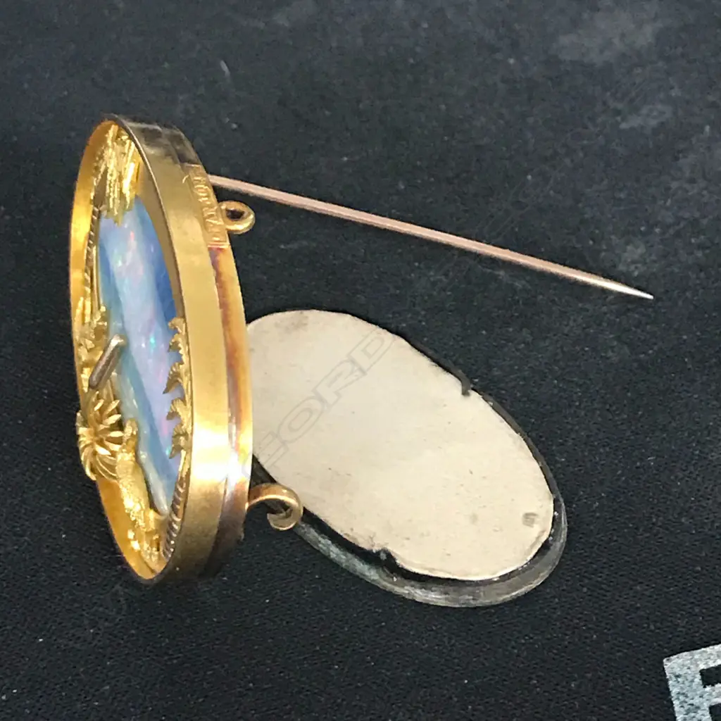 A rare and important colonial Australian gold and opal brooch by Evan Jones of Sydney Image 1++