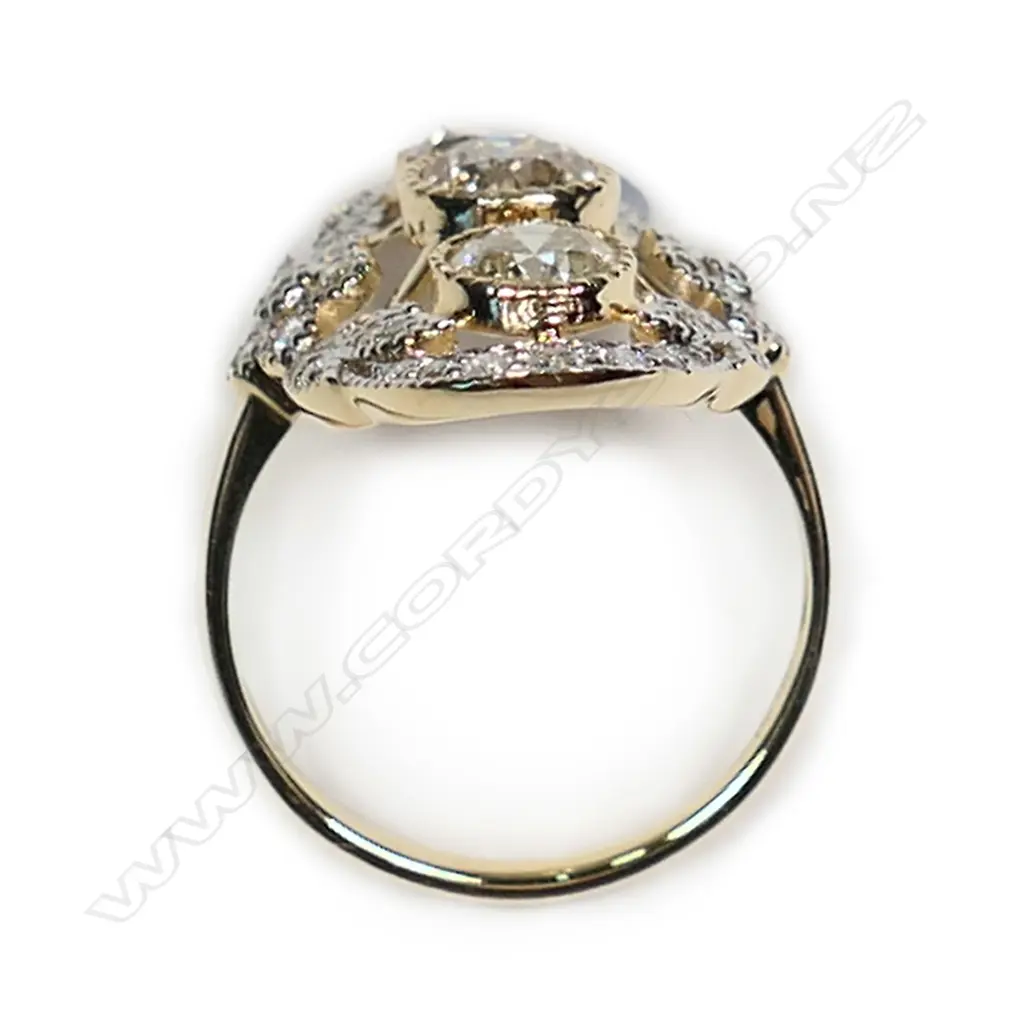 A 14ct gold and diamond Art Deco style ring Image 1++