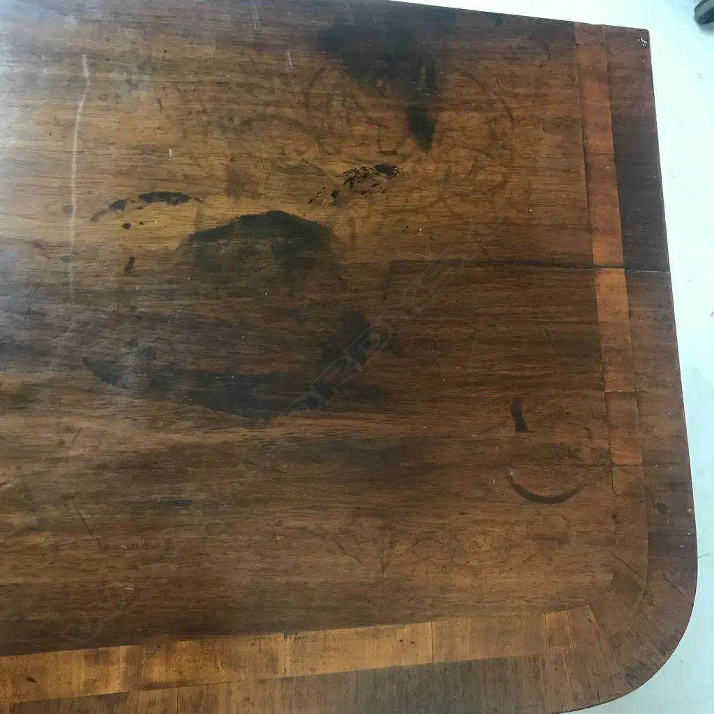 A George III mahogany fold-over top card table Image 1++