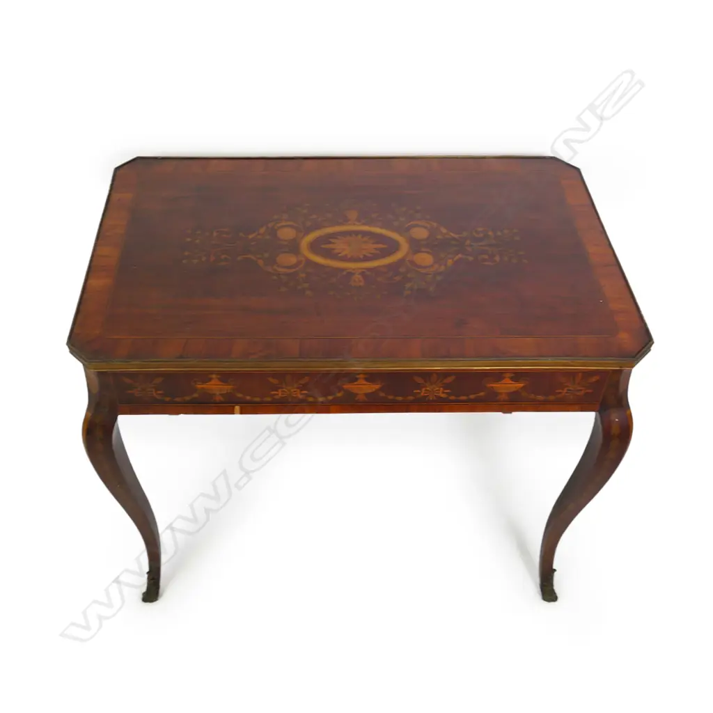 A 19thC Sheraton Revival style inlaid occasional table Image 1++