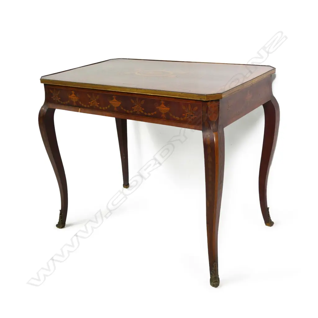 A 19thC Sheraton Revival style inlaid occasional table Image 1++
