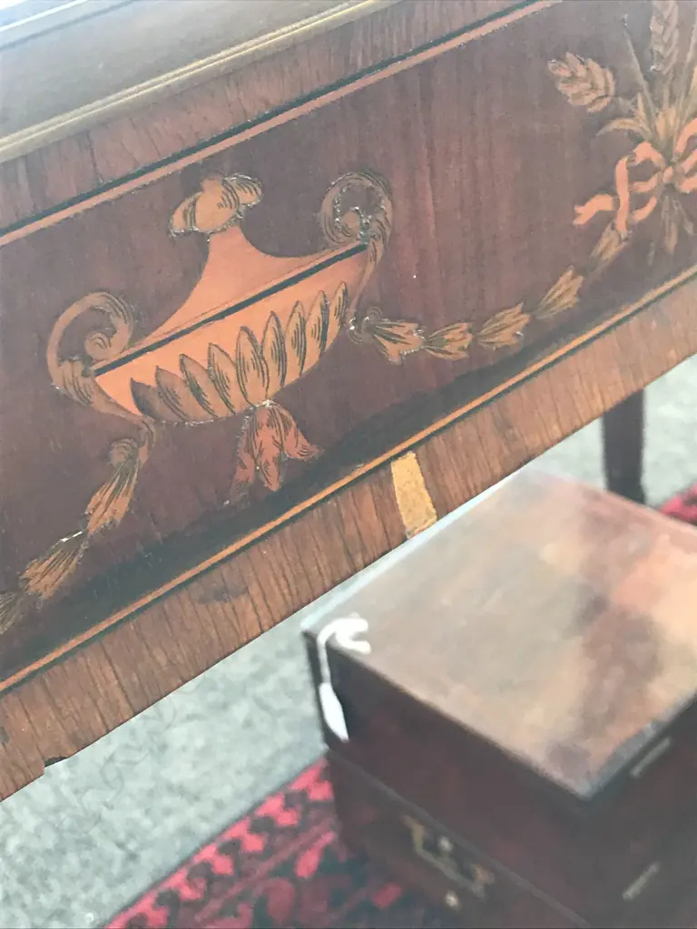 A 19thC Sheraton Revival style inlaid occasional table Image 1++