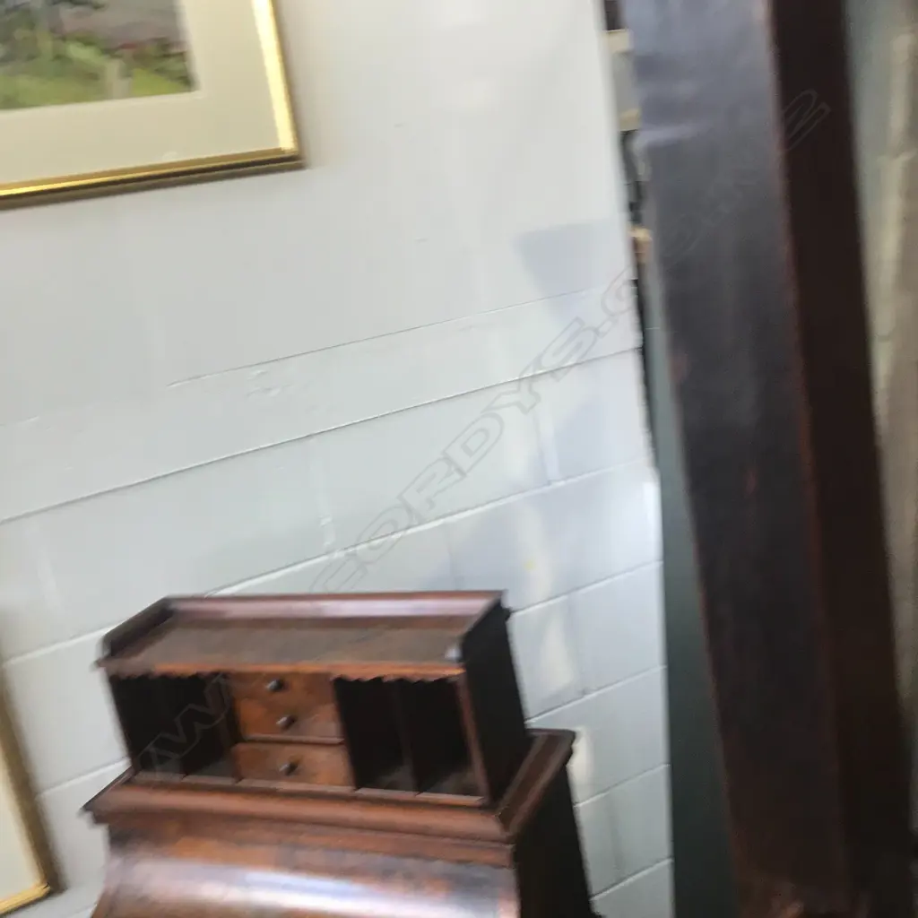 A Georgian mahogany bookcase cabinet Image 1++