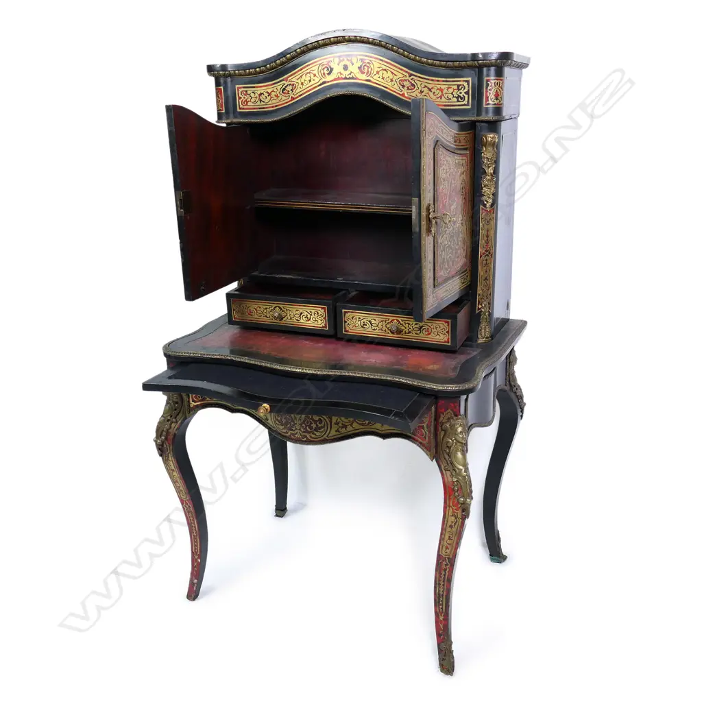A 19thC French red tortoiseshell and cut brass Boulle marquetry bonheur du jour Image 1++