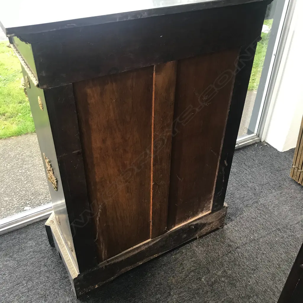 An impressive 19thC French ebonised and pietra dura pier cabinet Image 1++