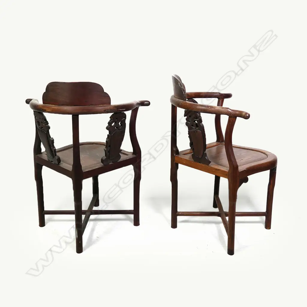 A pair of old Oriental rosewood corner chairs Image 1++