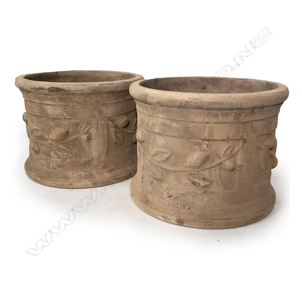 A pair of large French style terracotta citrus planters Image 1++