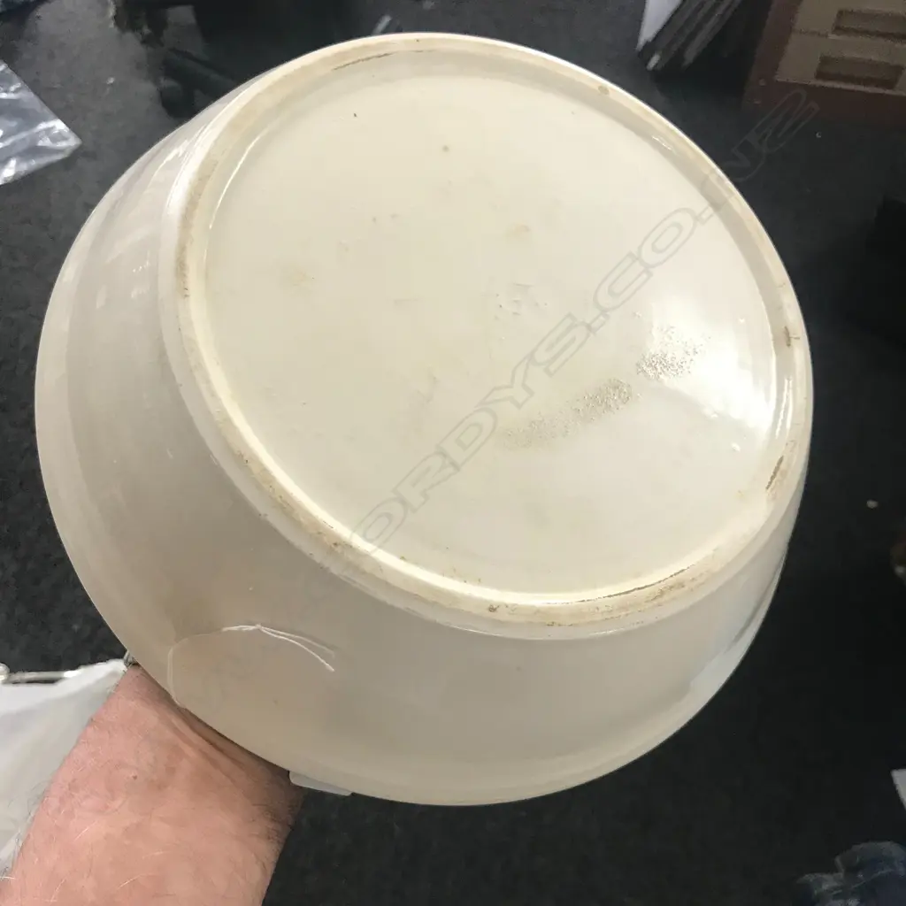 Warren Tippett colourful glazed bowl Image 1++