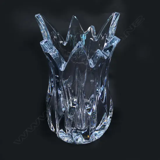 Rogaska crystal Crown of Thorns vase, flared spiky top. Etched mark to base. H.250mm