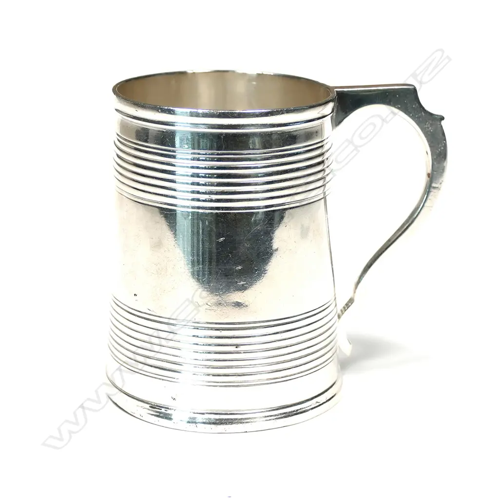 A small Vict. silver mug Image 1++