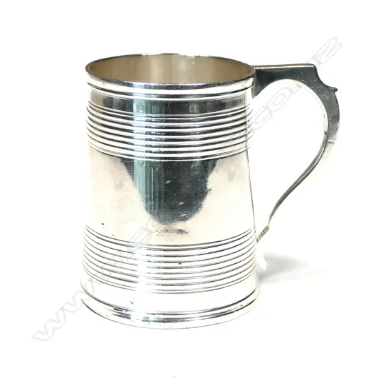 A small Vict. silver mug
