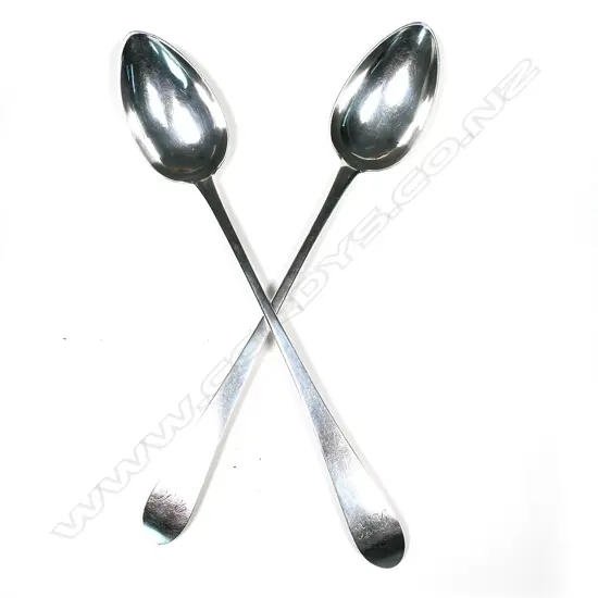 A pair of Geo III Scottish silver pie spoons