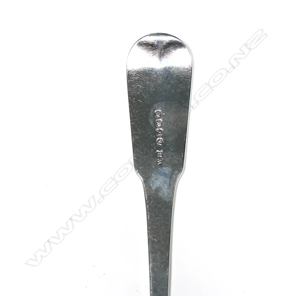 A Geo III silver pie spoon, fiddle pattern, monogrammed M, London 1817 by Wm. Bateman. 128gm Image 1++